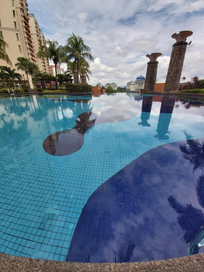 Qaiser Executive Stay East Lake Residence Kampong Bohol Екстериор снимка